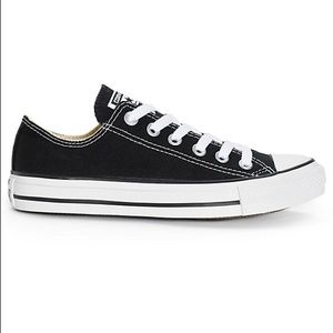 Black Converse Chuck Taylor All Star Low Top